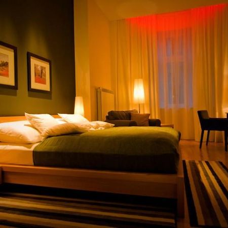 Ivana Hotel Oradea Zewnętrze zdjęcie